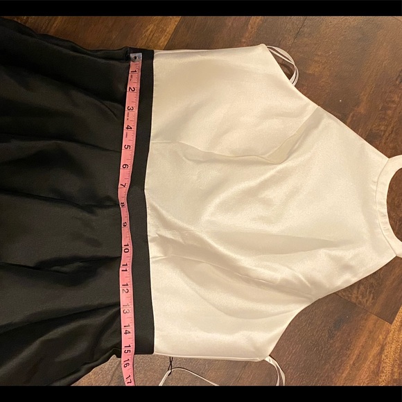 Glamour by Terani Couture Mini Halter Prom Dress - Picture 10 of 13